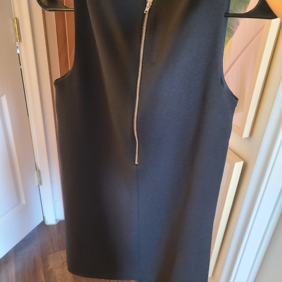 LBD Black shift modern minimal dress - Picture 10 of 10